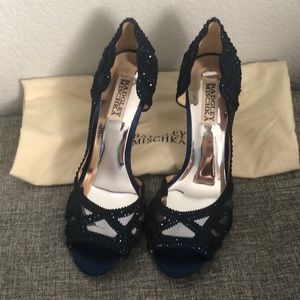NWT Badgley Mischka Marla Navy Blue Evening Heels Size 7 US
